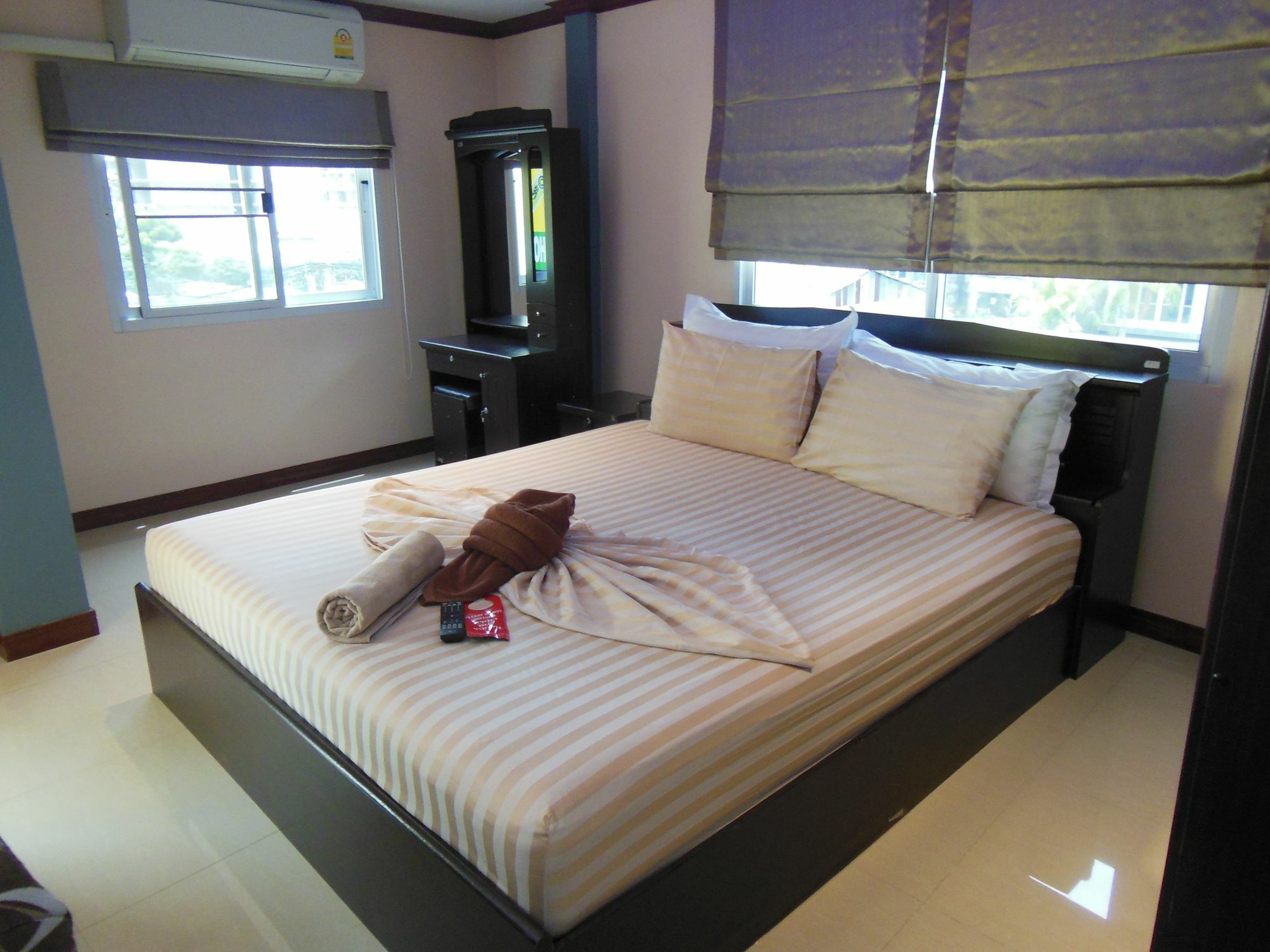 Boomerang Guesthouse And Bar 芭達亞 外观 照片